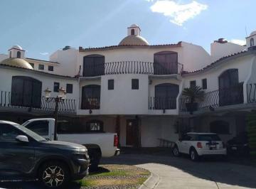 Casa · 304m² · 3 Estacionamientos · Casa - La Providencia