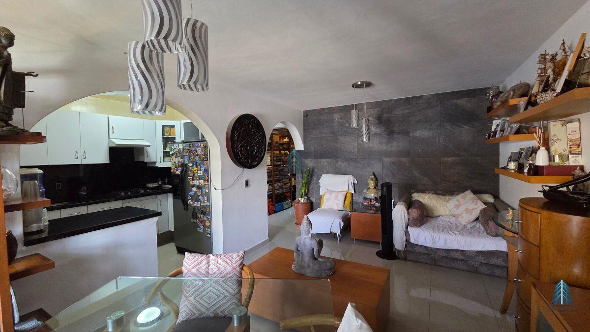 Departamento en 1er Nivel en Col Camino Real
