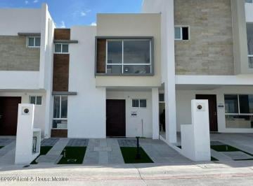 Casa de 3 habitaciones, El Marqués · Casa en Zaru Querétaro Ea