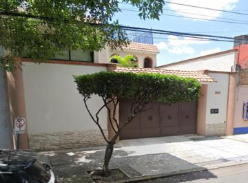 Casa de 4 habitaciones, Azcapotzalco · Venta de Casa en Petrolera, Azcapotzalco / Cdmx