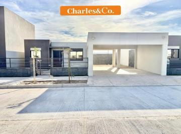 Casa · 118m² · 2 Recámaras · 2 Estacionamientos · Casa en Venta