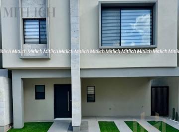 Casa · 188m² · 3 Recámaras · 2 Estacionamientos · Casa en Venta Zona Reliz $4,200,000.
