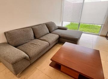 Casa · 238m² · 4 Recámaras · 2 Estacionamientos · Renta Casa en Astoria Av Huayacan Cancun
