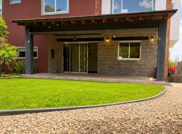 Casa en condominio de 4 habitaciones, Querétaro · Casa Roble Huertas La Joya