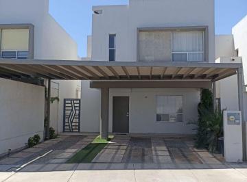 Casa de 3 habitaciones, Mexicali · En Renta Casa Amueblada
