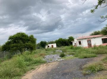 Quinta · 3000m² · 4 Recámaras · Quinta en Santa Maria La Floreña en Renta