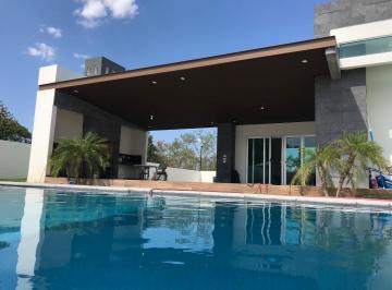 Quinta · 1179m² · Quinta en Allende en Venta