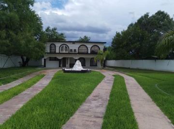Quinta · 1951m² · 4 Recámaras · Quinta en Villas Campestres en Venta