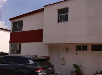Casa de 3 habitaciones, Coyoacán · Rento Bonita Casa en Fraccionamiento Los Robles