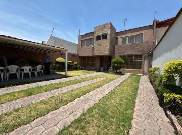 Casa de 3 habitaciones, Naucalpan de Juárez · Linda Casa en Arquitectos Satelite