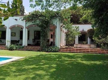 Casa de 3 habitaciones, Cuernavaca · Casa de 920 m² con 3 Recámaras en Venta en Reforma, Cuernavaca