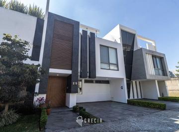 Casa de 3 habitaciones, Zapopan · Casa en Renta en Solares