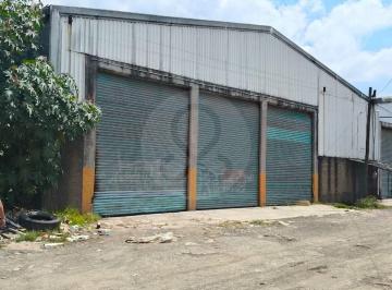 fachada.jpeg · Bodega Comercial en Renta en San Isidro