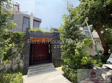 Casa · 695m² · 3 Recámaras · 4 Estacionamientos · Casa en Venta en Lomas de Tecamachalco Naucalpan de Juárez Bj 27 - 117