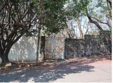 Terreno comercial , Cuernavaca · Venta de Terreno Doble Frente Bardeado Listo Para Desarrollo Inmobiliario