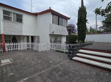 Casa de 3 habitaciones, Tlalpan · Casa en Venta Sobre Viaducto Tlalpan – Amplios Espacios y Excelente Ubicación
