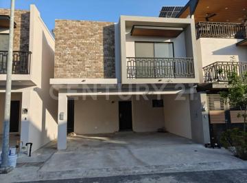 Casa · 190m² · 3 Recámaras · 2 Estacionamientos · Casa en Renta en Col. Cerradas de Rinconada Colonial en Apodaca