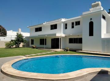 Casa · 633m² · 5 Recámaras · Venta de Casa en Fraccionamiento Campestre, Mérida Yucatán