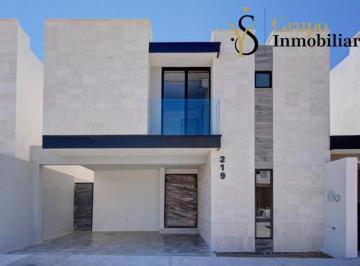 Casa de 4 habitaciones, Saltillo · Casa en Renta en Fraccionamiento Seterra, Saltillo