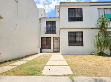 Casa en condominio de 3 habitaciones, León · Campo Viña Venta Csa 3 Recamaras 2 Baños 2 Estacionamientos Balcon Paseos del Molino Delta $2,057,35