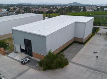 Bodega comercial · 1150m² · 3 Estacionamientos · Bodega en Renta en Capital Park Tesistán