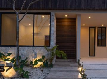 Casa en condominio de 5 habitaciones, Mérida · Casa en Venta en Cutzam