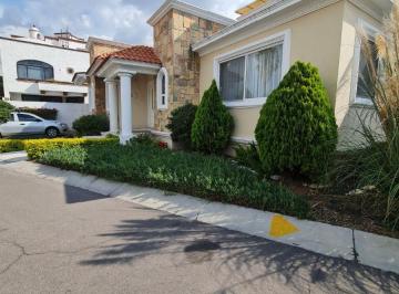 Casa de 3 habitaciones, Querétaro · Casa en Renta Céntrica en Una Planta en Privada Bugambilias en Querétaro