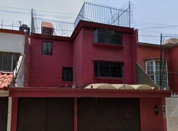 Casa de 3 habitaciones, Tlalpan · Casa en Venta en Col Belisario Dominguez