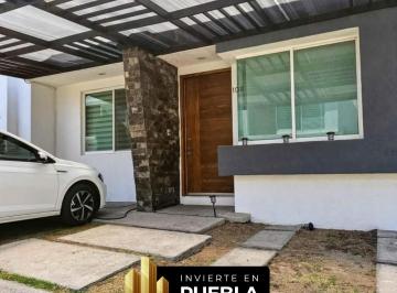Casa en condominio de 3 habitaciones, San Andrés Cholula · Lomas de Angelopolis 2, con 3 Habitaciones