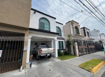 Casa · 149m² · 4 Recámaras · 1 Estacionamiento · Casa en Venta en Hacienda Los Morales