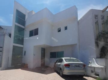 Casa en condominio · 186m² · 3 Recámaras · 3 Estacionamientos · Casa en Venta en Corregidora - (4)