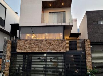 Casa de 3 habitaciones, Monterrey · Casa en Venta en Cumbres del Sol en Monterrey