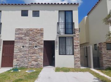 Casa en condominio de 2 habitaciones, El Marqués · Se Renta Casa en Capital Sur 2 Habitaciones y Amenidades