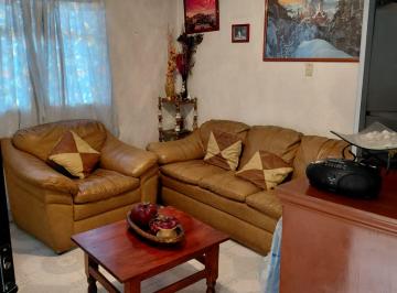 Casa uso de suelo de 6 habitaciones, Iztapalapa · Casa Ideal Para Dividir en 2 Departamentos