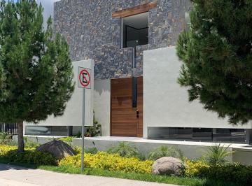 Casa en condominio de 3 habitaciones, Aguascalientes · Tamarindos 244