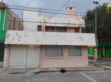 Casa de 3 habitaciones, Gustavo A. Madero · ¡Oportunidad Única en Esquina! Col. El Coyol