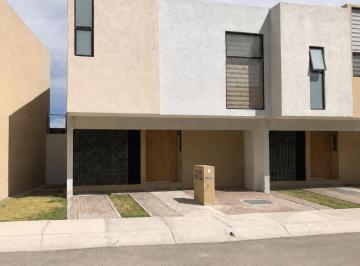 Casa en condominio de 3 habitaciones, El Marqués · Casa en Renta en Zibatá, Querétaro