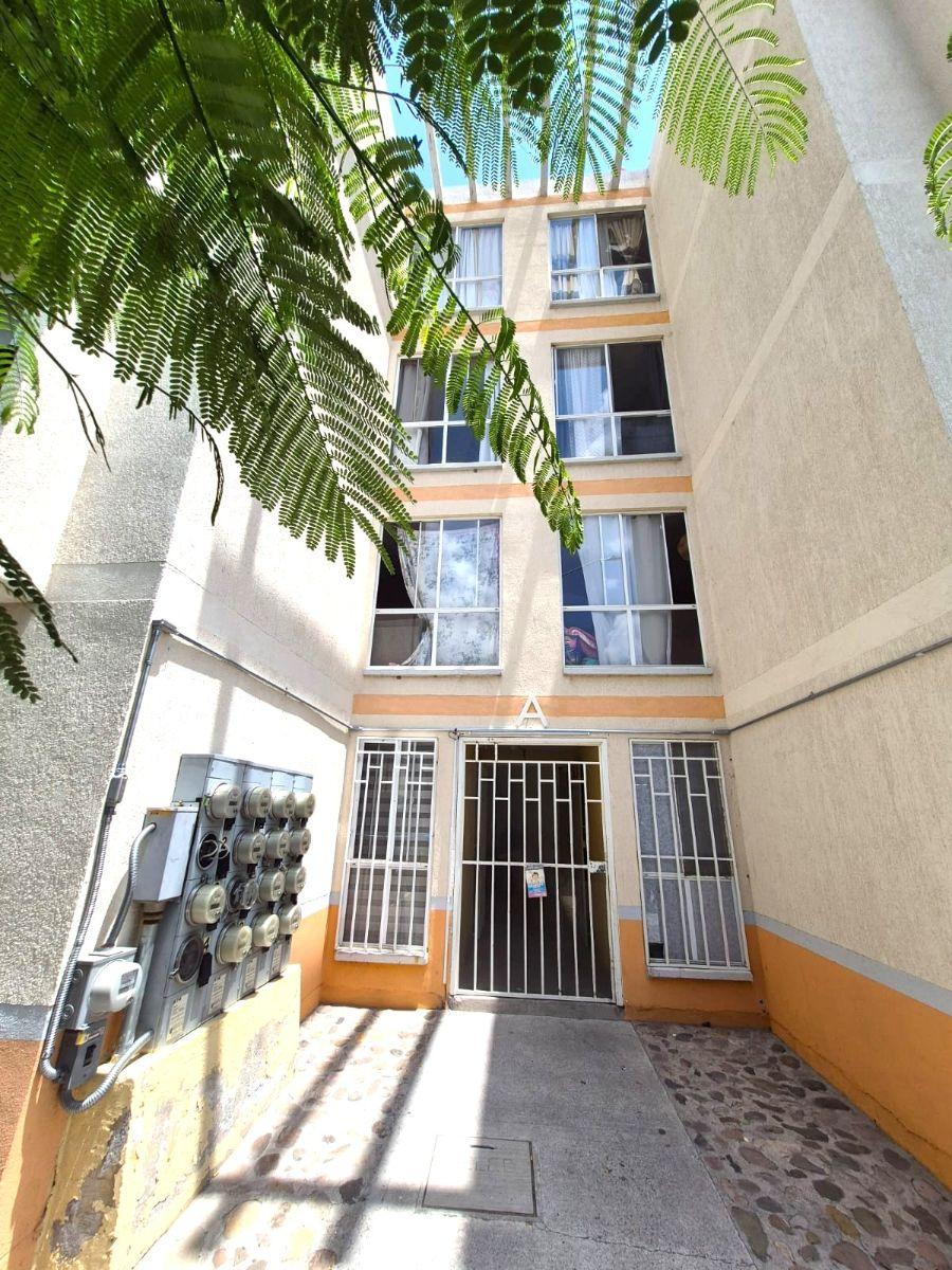 50 m² Apartment with 2 Bedrooms for Sale in La Estancia