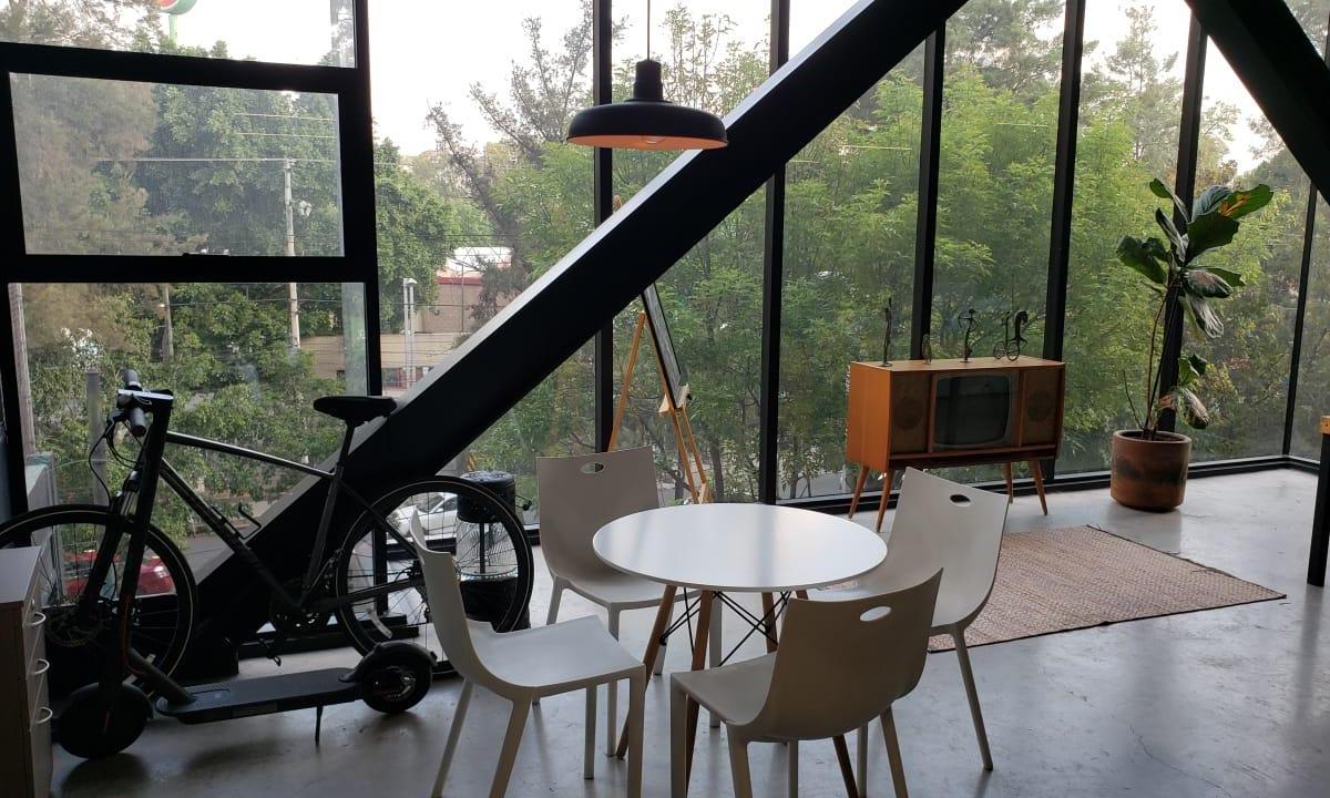 Completely Open Office, Open-Plan Layout, and Comfortable