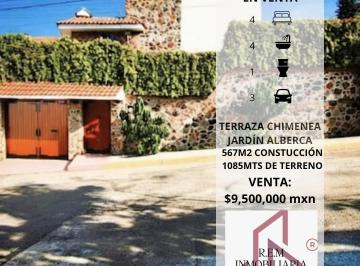 Casa · 567m² · 4 Recámaras · 3 Estacionamientos · Hemosa Casa en Venta en Jardínes de Delicias, Cuernavaca Morelos