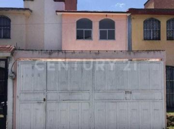 Casa · 63m² · Casa en Renta en Los Sauces I, Toluca, Estado de México
