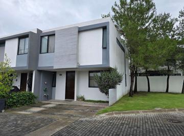 Casa · 130m² · 3 Recámaras · 2 Estacionamientos · Casa en Venta en Coto Aire