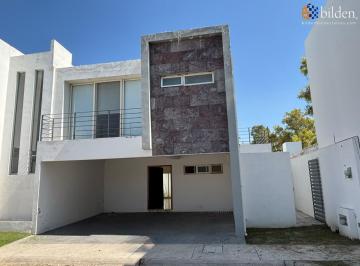 Departamento · 210m² · 3 Recámaras · 2 Estacionamientos · Casa en Venta en Fracc. Veranda Residencial Durango
