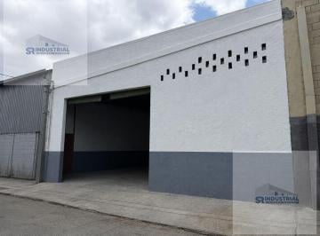 Bodega comercial · 390m² · 2 Estacionamientos · Bodega en Renta en Monterrey
