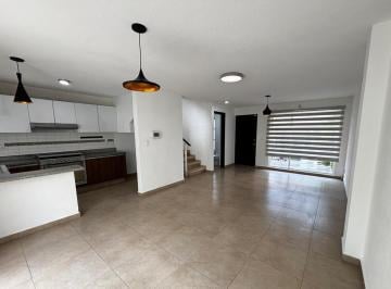 Casa · 132m² · 3 Recámaras · 2 Estacionamientos · Casa en San Nicolás Tolentino