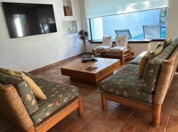 Casa · 269m² · 3 Recámaras · 2 Estacionamientos · Casa en Fraccionamiento Viveros de Cocoyoc en Venta