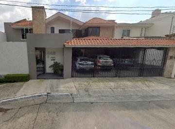 Casa de 5 habitaciones, Guadalajara · Casa en Venta