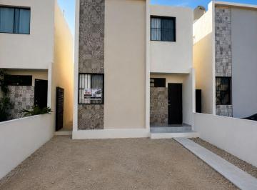 Casa · 160m² · 2 Recámaras · 2 Estacionamientos · Casa en Renta en Cumbres San Pedro Noh Pat/2 Recamaras/aa/sin Aval