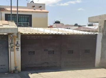Casa de 3 habitaciones, Puebla · Venta de Casa en Granjas Pueblo, Puebla