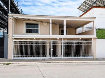 Casa de 3 habitaciones, Chihuahua · Casa en Venta con Acceso Rapido a Av Tecnologico
